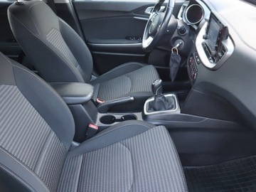 Kia Ceed III Kombi Facelifting 1.5 T-GDI 160KM 2022 Kia Ceed 1.5 T-GDI MHEV, Salon Polska, Serwis ASO, zdjęcie 8