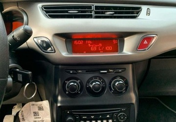 Citroen C3 II Hatchback facelifting 1.2 VTi 82KM 2015 Citroen C3 1,2 82KM Klimatyzacja 1.2 Benzyna 82KM, zdjęcie 9
