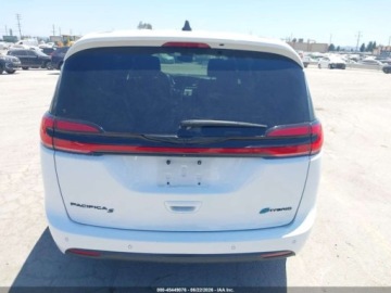Chrysler Pacifica II 2024 Chrysler Pacifica Hybrid S Appearance Pkg 2024 3.6 Hybryda 260KM, zdjęcie 3