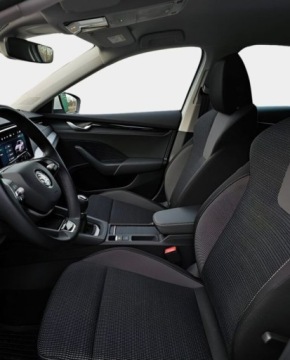 Skoda Octavia IV Liftback 1.5 TSI EVO 150KM 2024 Skoda Octavia Virtual Cockpit - Tempomat - Podgrz. fotele-szyba-kierownica, zdjęcie 29