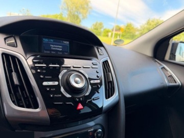 Ford Focus III Hatchback 5d 1.0 EcoBoost 125KM 2012 Ford Focus 1.0 EcoBoost Titanium 125KM 2012r Mozliwa zamiana!, zdjęcie 20