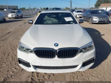 BMW Seria 5 G30-G31 2018 BMW Seria 5 m550, 2018r., 4x4, 4.4L 4.4 Benzyna 456KM, zdjęcie 6