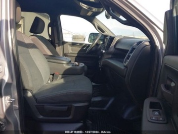  RAM 1500 2022 Ram 2500 Tradesman 4x4 Crew Cab 64 Box 6.4 Benzyna 410KM, zdjęcie 8