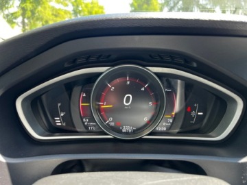 Volvo 2017 Volvo V40 Cross Country Volvo Cross Country - MOMENTUM 2.0 Diesel 120KM, zdjęcie 17