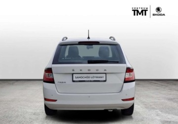 Skoda Fabia III Kombi Facelifting 1.0 TSI 95KM 2021 Skoda Fabia Ambition 1.0 TSI 95 KM Klimatyzacja Czujniki LED ASO, zdjęcie 7