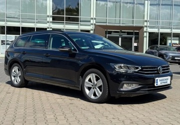 Volkswagen Passat B8 Variant Facelifting 2.0 TSI 190KM 2019 Volkswagen Passat 2.0 DSG 190KM Salon Polska Serwisy ASO FV23 2.0 Benzyna, zdjęcie 2