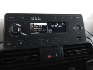 Citroen Berlingo III Osobowy M 1.2 PureTech 110KM 2019 Citroen Berlingo klimatyzacja tempomat czujniki, zdjęcie 22