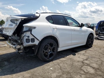 Alfa Romeo Stelvio SUV Facelifting 2.0 Turbo 280KM 2023 Alfa Romeo Stelvio 2023r., 4x4 2.0L 2.0 Benzyna 280KM, zdjęcie 3