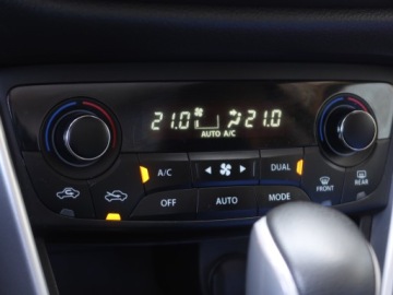 Suzuki SX4 I Sedan 1.6 VVT 120KM 2013 Suzuki SX4 S-Cross 1.6 VVT, Automat, Skóra, Navi, zdjęcie 12
