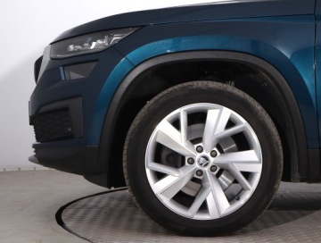 Skoda Kodiaq I SUV Facelifting 2.0 TDI SCR 200KM 2022 Skoda Kodiaq 2.0 TDI, Salon Polska, 197 KM, 4X4, zdjęcie 14