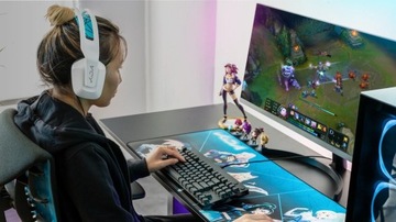 Logitech G733 LightSpeed ​​Беспроводные наушники