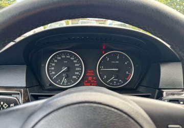 BMW Seria 5 E60 Touring 520 d 177KM 2009 BMW Seria 5 BMW Seria 5 2.0 Diesel 177KM, zdjęcie 14