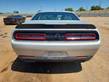 Dodge Challenger III 2023 Dodge Challenger Gt 2023 3.6 Benzyna 303KM, zdjęcie 2