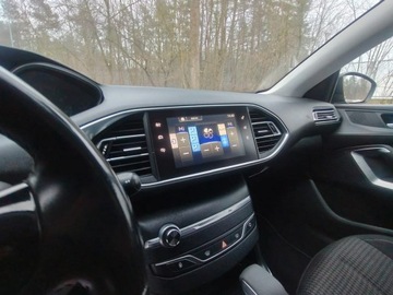 Peugeot 308 II Hatchback 5d 1.2 PureTech 130KM 2017 Peugeot 308 T9 1.2 Benzyna 131KM, zdjęcie 35