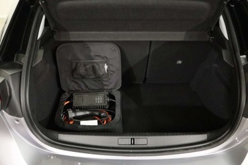 Opel Corsa F CORSA-e e 136KM 2022 Opel Corsa duza bateria 50 kWh, zlacze CCS, pelna faktura VAT 136KM, zdjęcie 13