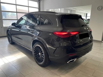 Mercedes GLC C254/X254 Coupe 2.0 200 204KM 2025 MERCEDES-BENZ GLC 200 4-Matic AMG Line 2.0 (204KM) 2025, zdjęcie 2