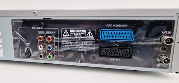 Комбинированный видео- и DVD-магнитофон Magnum VCR 3300