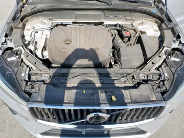 Volvo XC60 II 2022 Volvo XC 60 B5 Momentum 2022 2.0l 2.0 Benzyna 247KM, zdjęcie 6