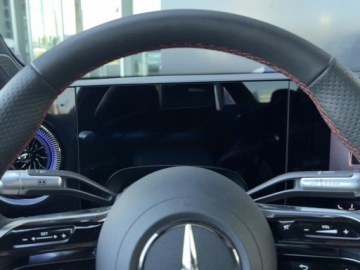 Mercedes CLA C118/X118 2025 MERCEDES-BENZ CLA 220 4-Matic AMG Line 1.5 (190KM) 2025, zdjęcie 5