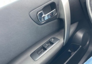 Nissan Qashqai I Crossover 2.0 140KM 2011 Nissan Qashqai 2.0 benz ,AUTOMAT,navi ,kamera ,niski pot przebieg 2.0 140KM, zdjęcie 18