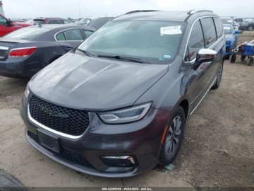 Chrysler Pacifica II 2021 Chrysler Pacifica Hybrid Limited 2021 3.6l 3.6 Hybryda 260KM, zdjęcie 1