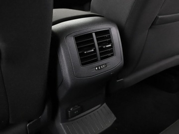 Volkswagen T-Roc I SUV 2.0 TDI 150KM 2018 Volkswagen T-Roc 4x4 DSG full LED panorama virtual, zdjęcie 38