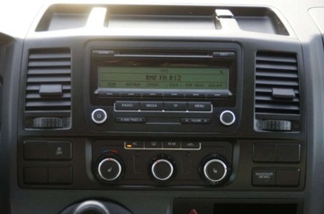 Volkswagen Caravelle T5 Caravelle Facelifting długi rozstaw osi 2.0 TDI 140KM 2010 Volkswagen Caravelle 2.0 TDI CR 140 KM, 9osob, Klima, Long, GWARANCJA 2.0, zdjęcie 12