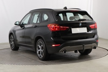 BMW X1 F48 Crossover xDrive20i 192KM 2017 BMW X1 xDrive20i, 4X4, Automat, Navi, Klima, zdjęcie 3