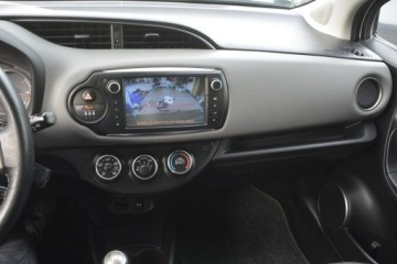 Toyota Yaris III Hatchback 5d Facelifting 1.33 Dual VVT-i 99KM 2015 Toyota Yaris 1.33 Benzyna nawi hak kamera cofania, zdjęcie 23