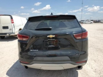 Chevrolet Blazer II 2023 Chevrolet Blazer 2023, 2,0L, po gradobiciu 2.0 Benzyna 228KM, zdjęcie 5