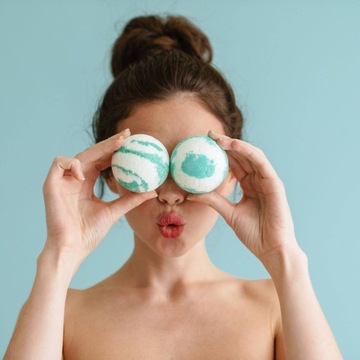 Большой набор для изготовления бомбочек для ванны.