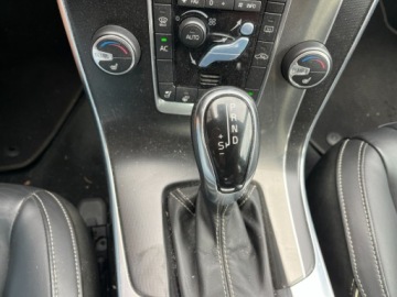 Volvo S60 II 2013 Volvo S60 3.0 benzyna 329 KM automat R - Design zarej w PL zadbany, zdjęcie 15