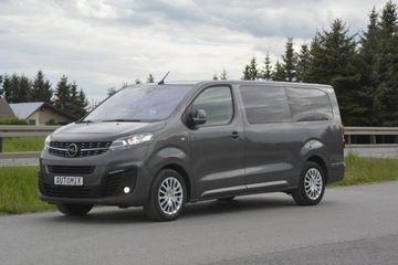 Opel Zafira D Compact 1.5 Diesel 120KM 2020 Opel Zafira 1.5 D Extra Long 8 osobowy Head Up, zdjęcie 1