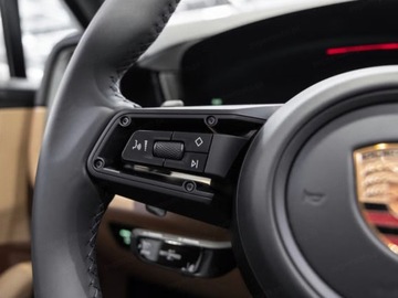 Porsche Cayenne III SUV Plug-In Facelifting 3.0 470KM 2025 PORSCHE Cayenne E-Hybrid Black Edition Suv 3.0 (470KM) 2025, zdjęcie 8