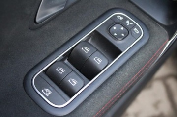 Mercedes CLA C118/X118 Coupe 2.0 200d 150KM 2022 Mercedes-Benz Klasa CLA AMG-Line 4WD, zdjęcie 8