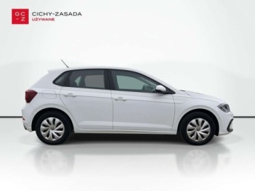Volkswagen Polo VI Hatchback 5d Facelifting 1.0 MPI 80KM 2022 Volkswagen Polo 1.0MPI 80KM Life SerwisASO Led Virtual App-Connect Clima F, zdjęcie 5