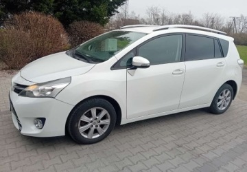 Toyota Verso Minivan Facelifting 2.0 D-4D 124KM 2014 Toyota Verso Toyota Verso Salonowy ,7-osobowy, kamera , nawigacja, biala p, zdjęcie 6