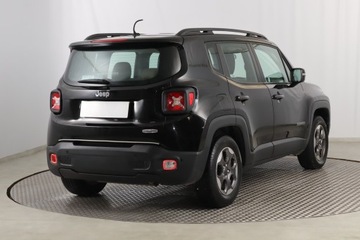 Jeep Renegade SUV 1.6 E-TorQ 110KM 2016 Jeep Renegade 1.6 E-torQ, Salon Polska, zdjęcie 4