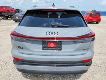 Audi Q4 2024 Audi Q4 e-tron Premium Plus 2024 Elektryczny 335KM, zdjęcie 2
