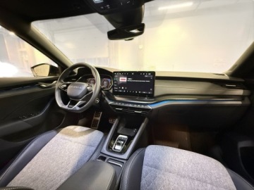 Skoda Octavia IV Liftback 1.5 TSI EVO 150KM 2025 Skoda Octavia Sportline 1.5TSI 150KM DSG, Bezwypad, zdjęcie 29