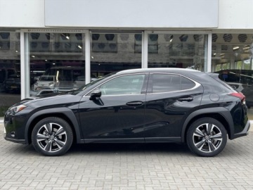 Lexus UX Crossover Facelifting 2.0 300h 199KM 2025 300h Business 2.0 199KM | System Martwego Pola, zdjęcie 3