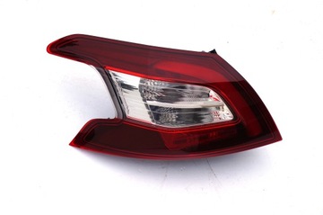PEUGEOT 308 2 II T9 HB 2013 - 2021 SVĚTLO ZADNÍ Z LED L OE
