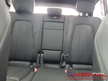 Mercedes GLB 2024 Mercedes-Benz GLB _250_4MATIC_2.0 L_221 km_2024r 2.0 Benzyna 221KM, zdjęcie 9