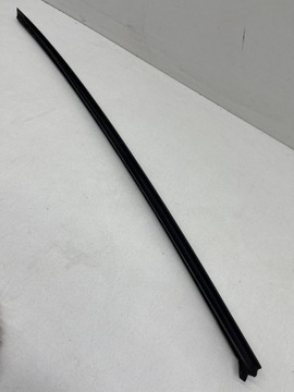 AUDI A5 8T COUPE listwa odrzutnik wody szyby czołowej LEWY PRZÓD