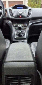 Ford Kuga II SUV 2.0 Duratorq TDCi 140KM 2013 Ford Kuga Ford Kuga 2.0 TDCi 2x4 Titanium 2.0 Diesel 140KM, zdjęcie 15