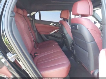 BMW X6 G06 2021 BMW X6 M50I 2021 4.4l 4.4 Benzyna 523KM, zdjęcie 12