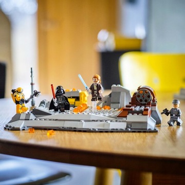 LEGO ЗВЕЗДНЫЕ ВОЙНЫ ОБИ-ВАН КЕНОБИ ПРОТИВ ДАРТА ВЕЙДЕРА.