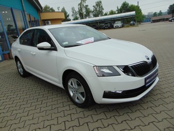 Skoda Octavia III Liftback Facelifting 1.6 TDI 115KM 2017 SKODA OCTAVIA III 1.6 TDI 115 KM, zdjęcie 5