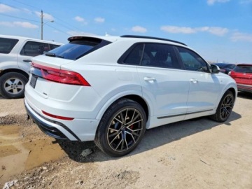Audi Q8 2021 Audi Q8 Prestige S-Line 2021 3.0 Benzyna 335KM, zdjęcie 3