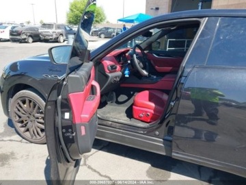 Maserati Levante 2022 Maserati Levante 2022, Modena, 3.0, 4x4, od ubezpieczalni 3.0 Benzyna 424KM, zdjęcie 4